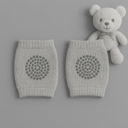 Cozy light grey wool leg warmers with thickened sponge knee pads for kids