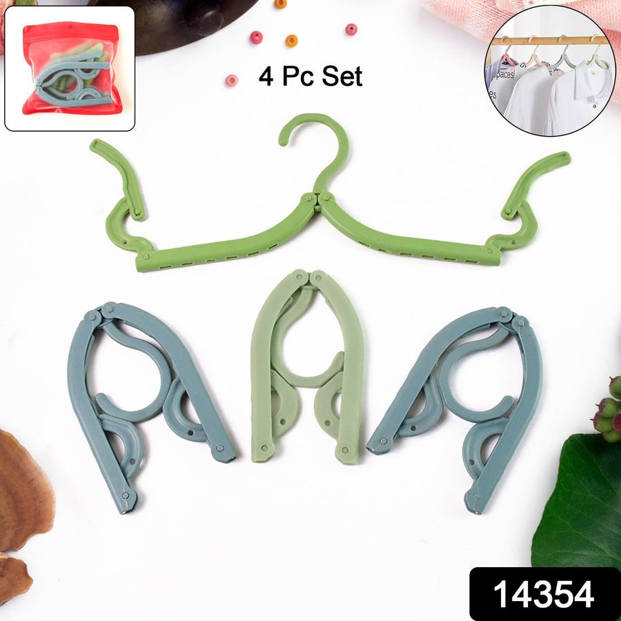 Travel Hangers – Compact Foldable 4-Pack for Easy Storage