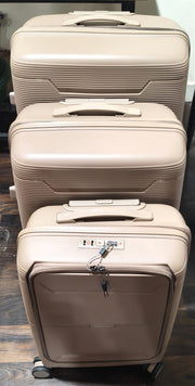 Set of spinner luggage bags with ergonomic handles for easy carry