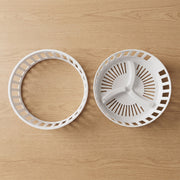Lightweight portable laundry machine for delicates