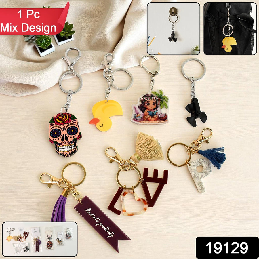 Assorted Designer Keychains – Stylish Mix of 1 Pc